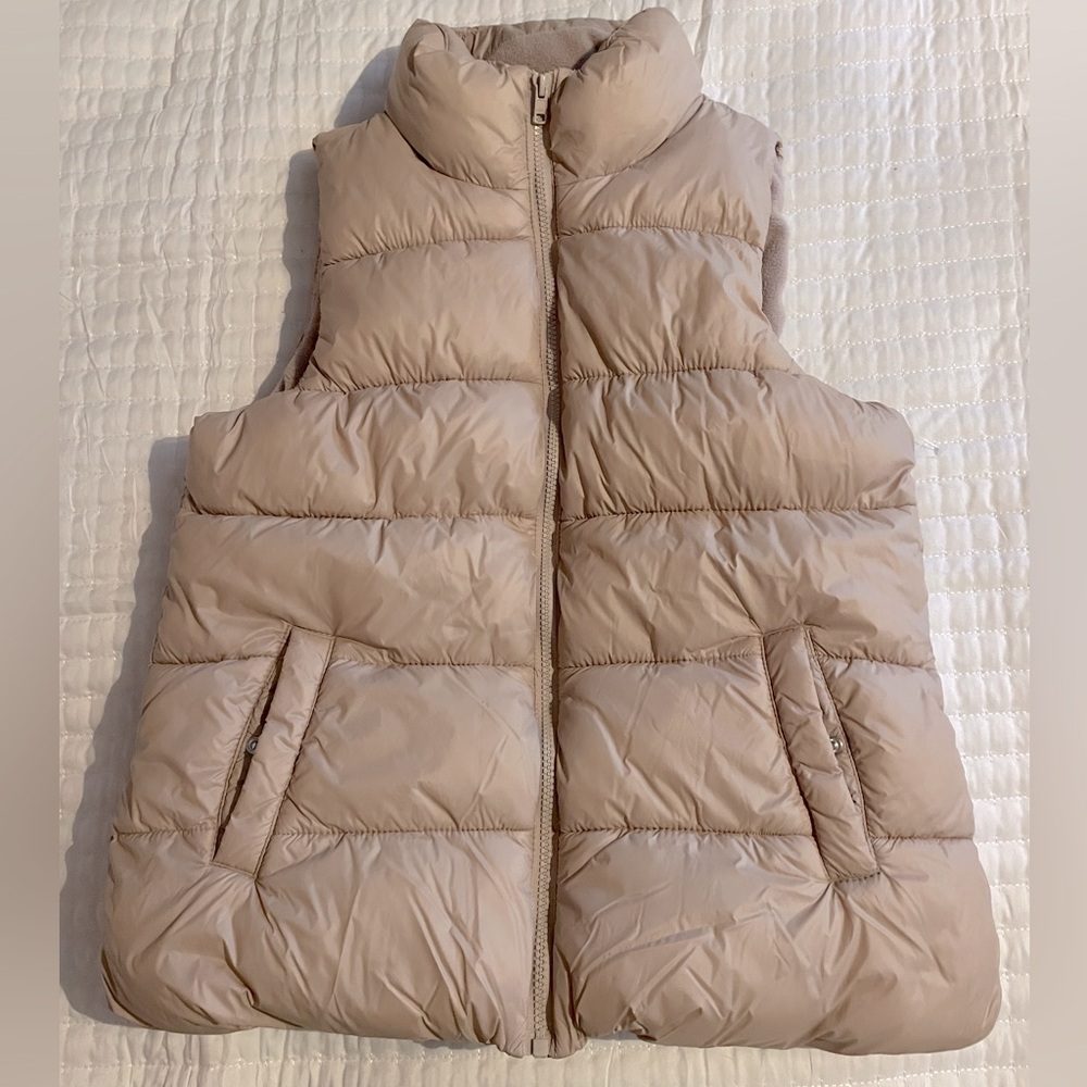Old Navy Quilted Puffer Vest